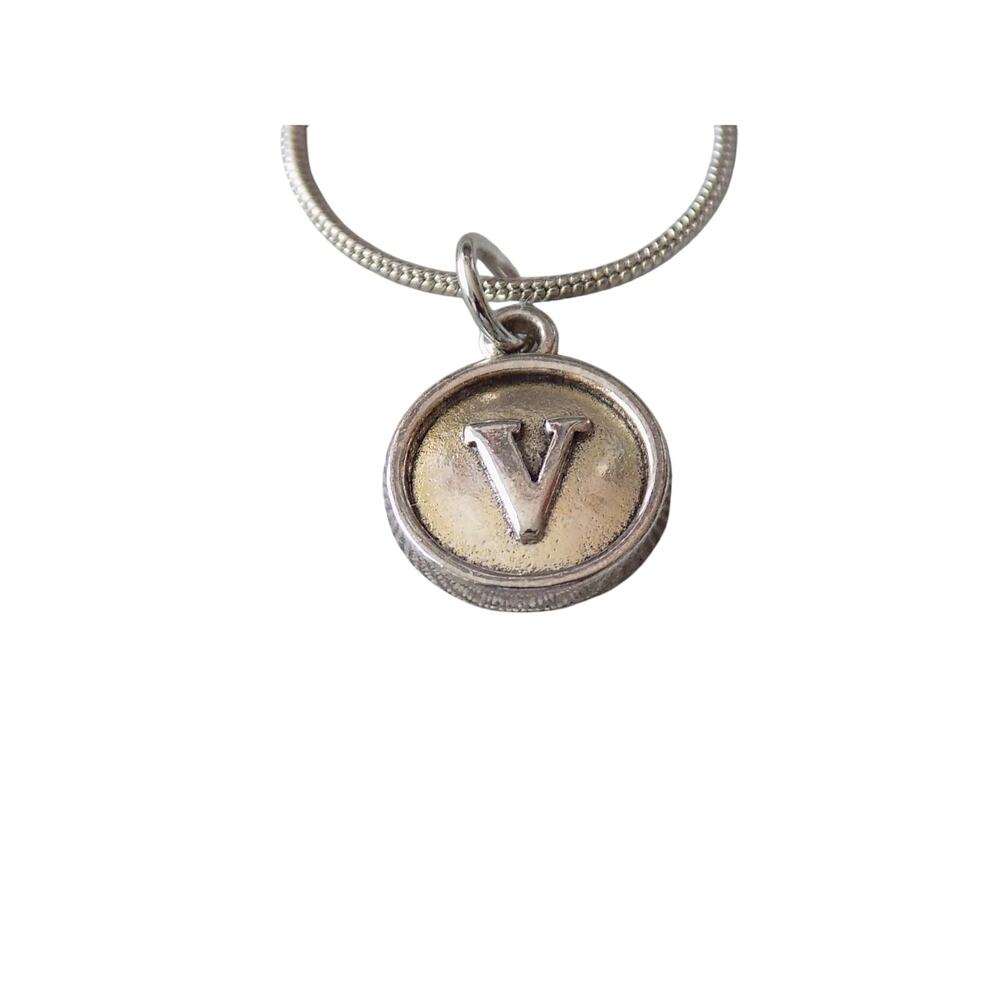 Initial V pendant on 18" Silver Plated Snake Chain Necklace NWOT